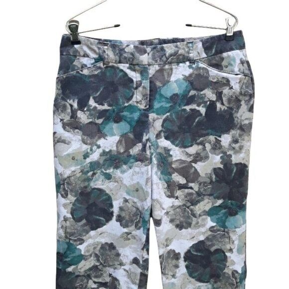 Larry Levine Cotton Camo Floral Low Rise Tapered Crop Pants Tan Green Sz 8 - Picture 5 of 8